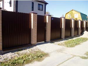 Забор из профнастила